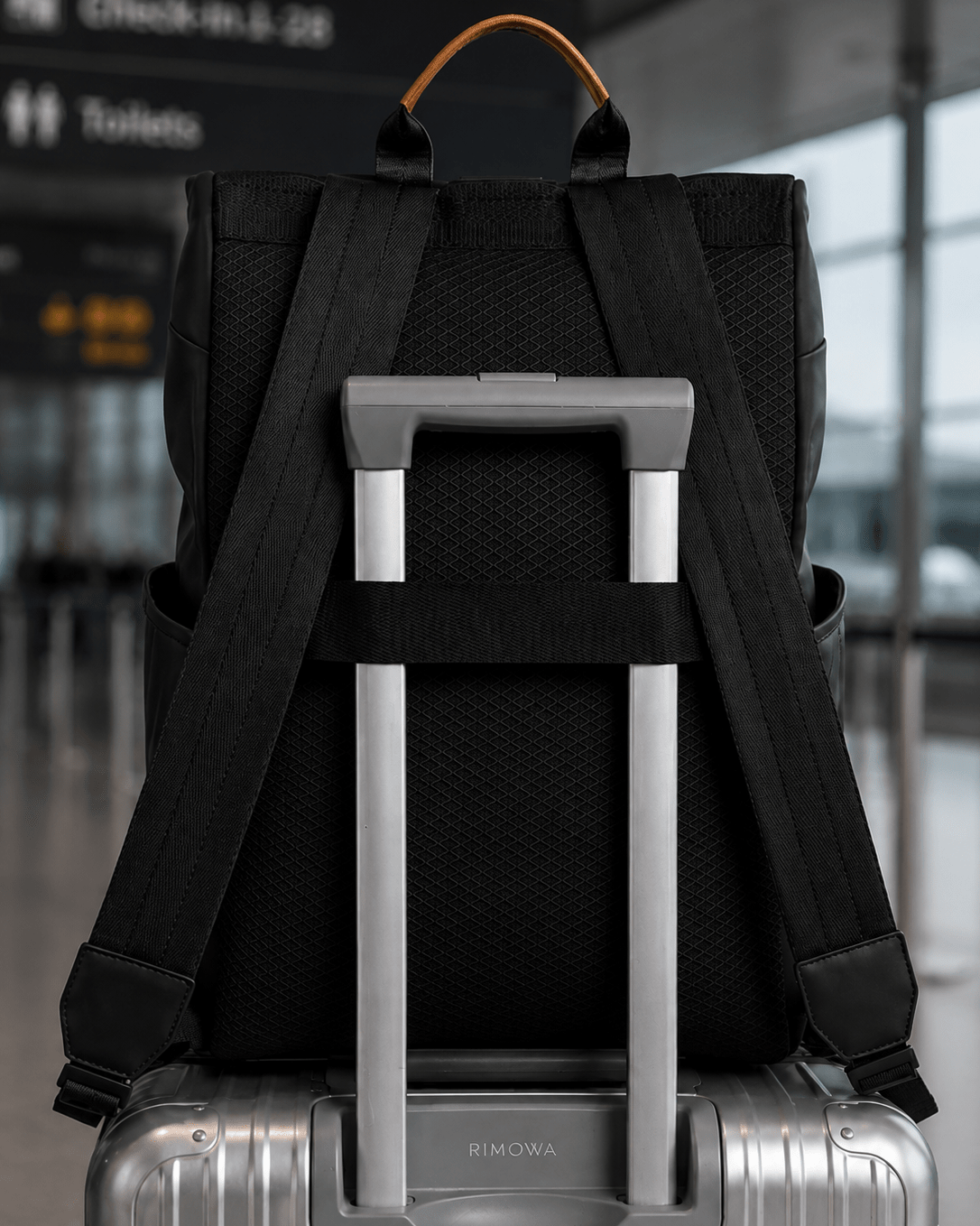 The Nomad Pack – 24L Travel & Commuter Backpack - Nomadico Arc
